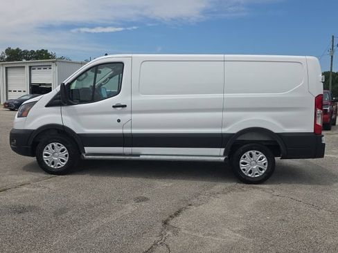 Used 2025 Ford Transit 250 Low Roof w/ Exterior Upgrade Package RWD image 2