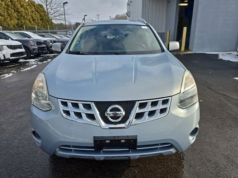 Used 2011 Nissan Rogue SV w/ SL Pkg image 2