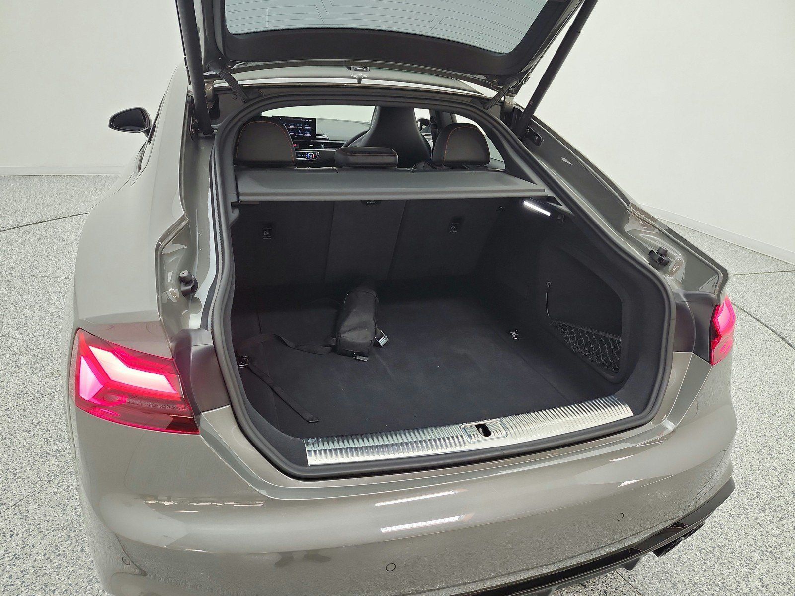 Used 2023 Audi S5 Premium Plus w/ Premium Plus Package AWD/4WD image 21