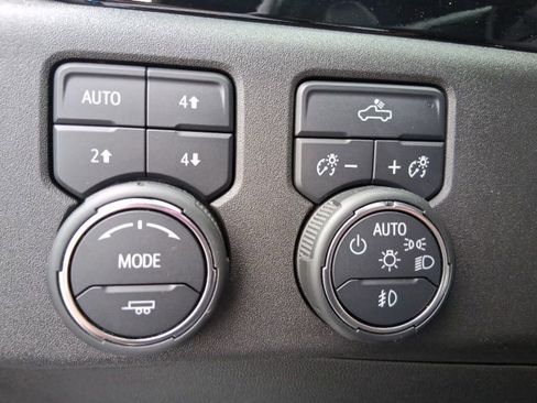 Used 2022 Chevrolet Silverado 1500 RST w/ Convenience Package II image 19