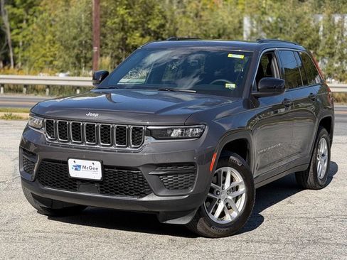 Used 2026 Jeep Grand Cherokee Laredo X AWD/4WD image 1