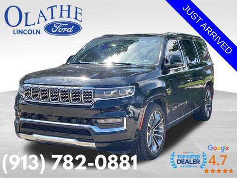 Used 2022 Jeep Grand Wagoneer Series III w/ Rear Seat Video Group 1 AWD/4WD image 1