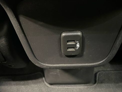 Used 2020 Chevrolet Equinox LT AWD/4WD image 32