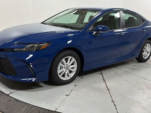 Used 2026 Toyota Camry LE image 1