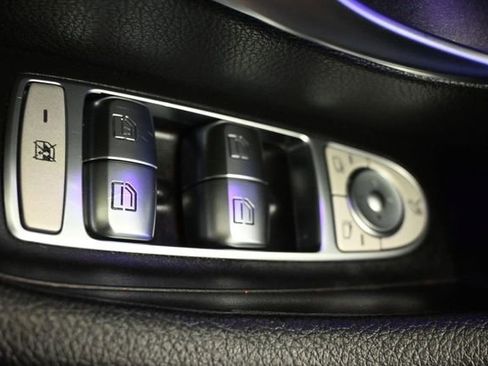 Used 2021 Mercedes-Benz E 350 Sedan image 24