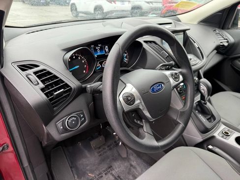 Used 2016 Ford Escape SE w/ Equipment Group 201A AWD/4WD image 19