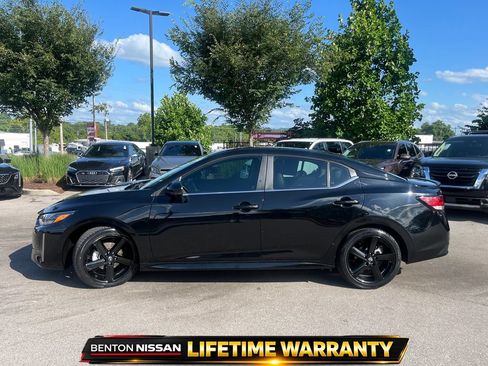 Certified 2024 Nissan Sentra SR w/ SR Premium Package FWD image 5