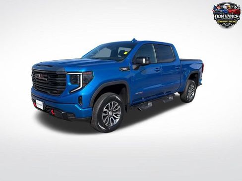 Used 2022 GMC Sierra 1500 AT4 w/ AT4 Preferred Package AWD/4WD image 1