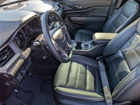 Used 2023 GMC Acadia Denali AWD/4WD image 17
