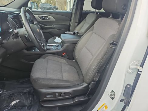 Used 2023 Chevrolet Traverse LT FWD image 20