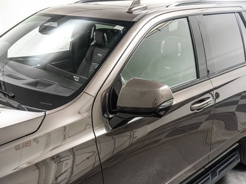 Used 2021 Cadillac Escalade Sport Platinum w/ Heavy-Duty Trailer Package AWD/4WD image 33