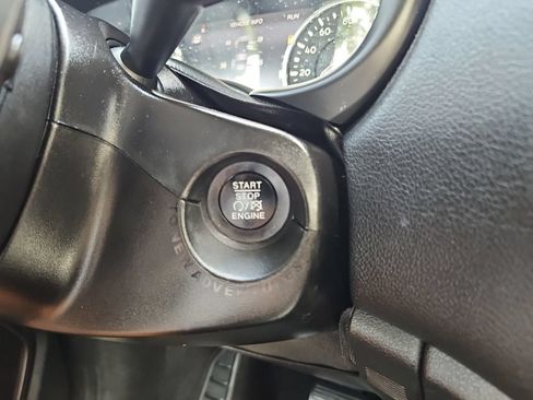Used 2021 Jeep Renegade Limited AWD/4WD image 16