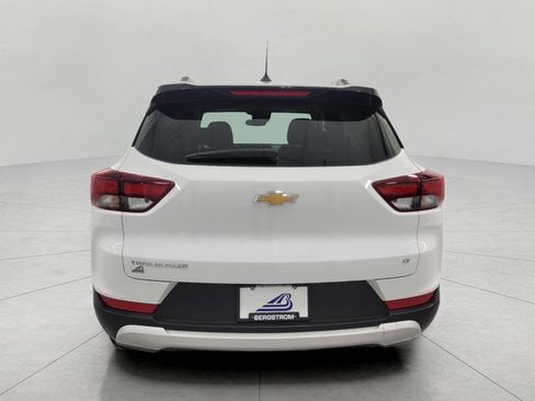 Certified 2024 Chevrolet TrailBlazer LT FWD image 24