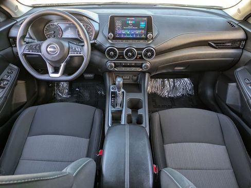 Used 2025 Nissan Sentra SV image 25
