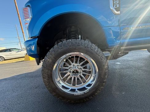 Used 2020 Ford F250 Platinum image 9