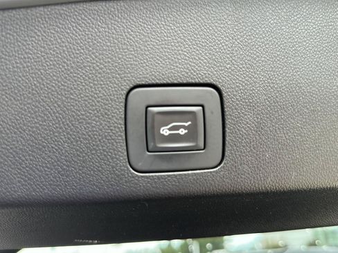 Used 2023 Buick Encore GX Select w/ Sport Touring Package AWD/4WD image 14