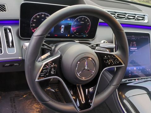 Used 2023 Mercedes-Benz S 580 S 580 image 10