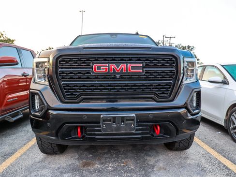 Used 2019 GMC Sierra 1500 AT4 w/ Off Road Performance Package AWD/4WD image 4