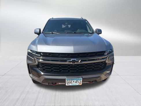Used 2021 Chevrolet Tahoe Z71 w/ Luxury Package AWD/4WD image 2