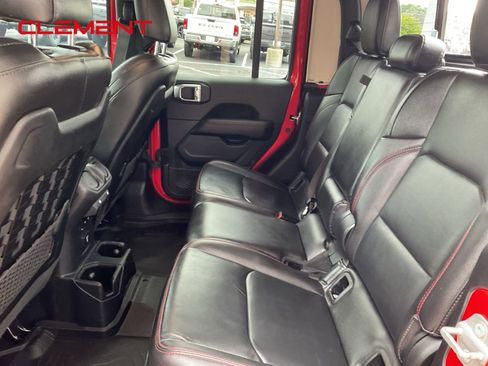 Used 2021 Jeep Gladiator Rubicon w/ Uconnect 4C Nav & Sound Group image 27