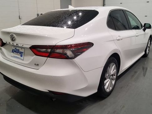 Used 2024 Toyota Camry LE FWD image 9