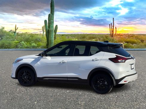 Certified 2023 Nissan Kicks SR w/ SR Premium Package image 4