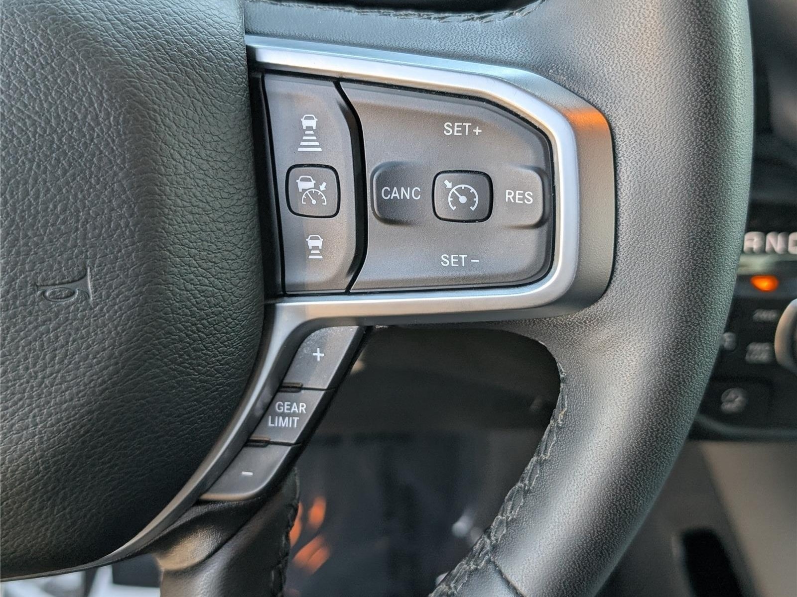 Used 2025 RAM 1500 Big Horn AWD/4WD image 22