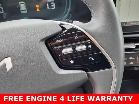 Certified 2024 Kia Niro EX image 13