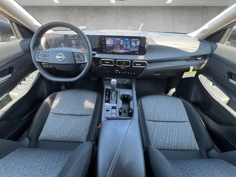New 2026 Nissan Sentra SV w/ SV Convenience Package FWD image 21