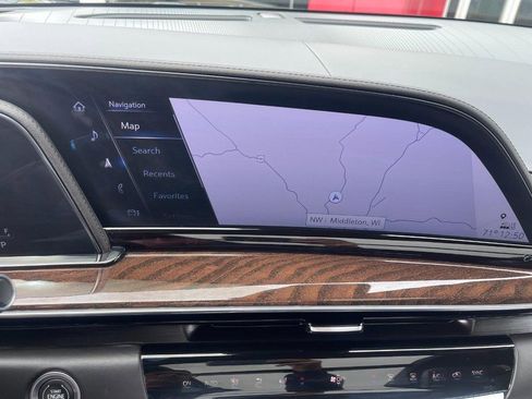 Used 2022 Cadillac Escalade ESV Sport Platinum image 42