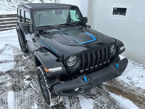 Used 2021 Jeep Wrangler Unlimited Rubicon 4xe w/ Cold Weather Group image 7