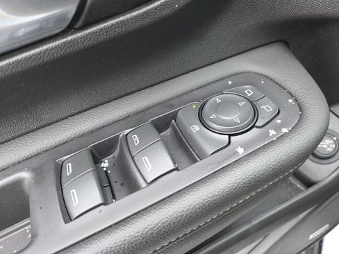 Used 2022 GMC Terrain Denali w/ Denali Premium Package image 10