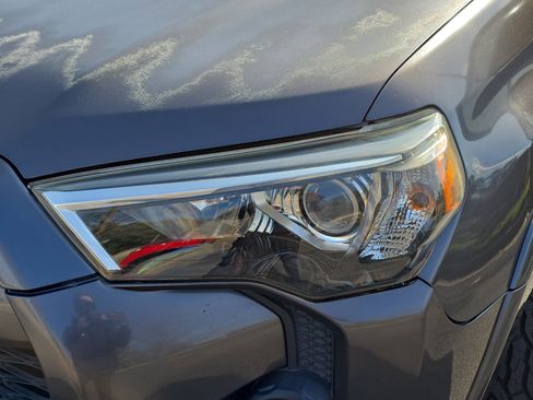 Used 2015 Toyota 4Runner SR5 image 28