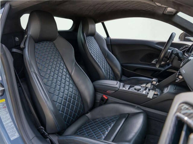 Used 2023 Audi R8 V10 performance AWD/4WD image 23