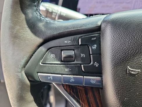 Used 2023 Cadillac Escalade ESV Premium Luxury w/ Performance Package image 26