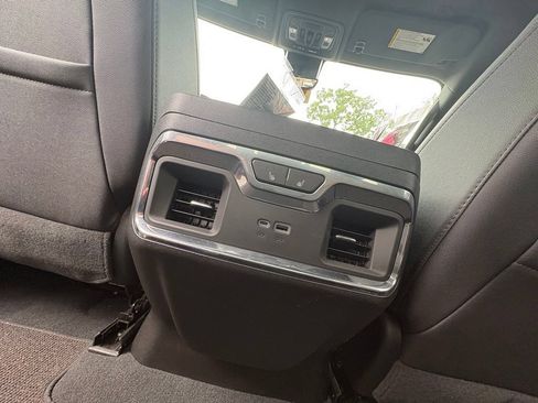 Used 2024 Chevrolet Silverado 3500 High Country w/ High Country Premium Package AWD/4WD image 15