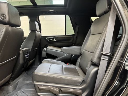 Used 2023 Chevrolet Tahoe Z71 w/ Luxury Package AWD/4WD image 20