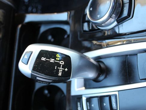 Used 2015 BMW 528i Sedan RWD image 22