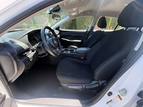 Used 2025 Nissan Sentra S FWD image 24