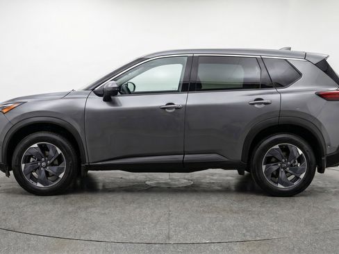 Used 2025 Nissan Rogue SV AWD/4WD image 5