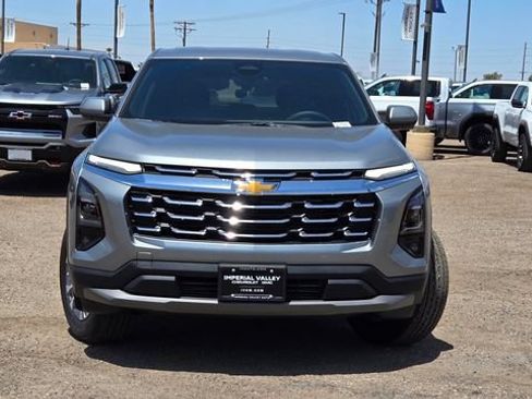 New 2026 Chevrolet Equinox LT w/ Safety and Technology Package FWD image 2