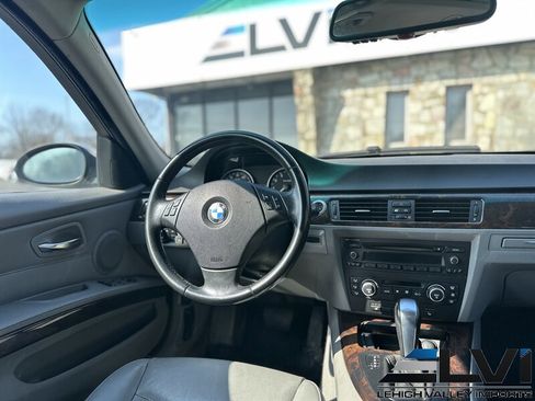 Used 2007 BMW 328xi Wagon image 22