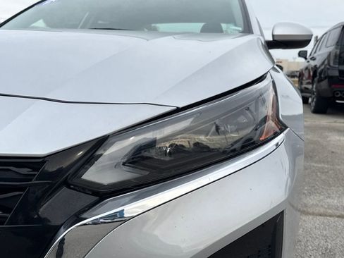 Used 2023 Nissan Altima 2.5 SV image 10