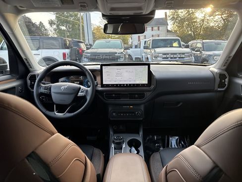 New 2025 Ford Bronco Sport Outer Banks w/ Outer Banks Tech Package+ image 23