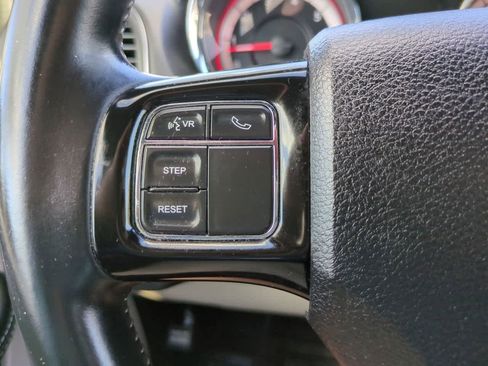 Used 2017 Dodge Grand Caravan SXT image 23