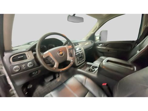 Used 2014 Chevrolet Silverado 3500 LTZ w/ LTZ Plus Package AWD/4WD image 11