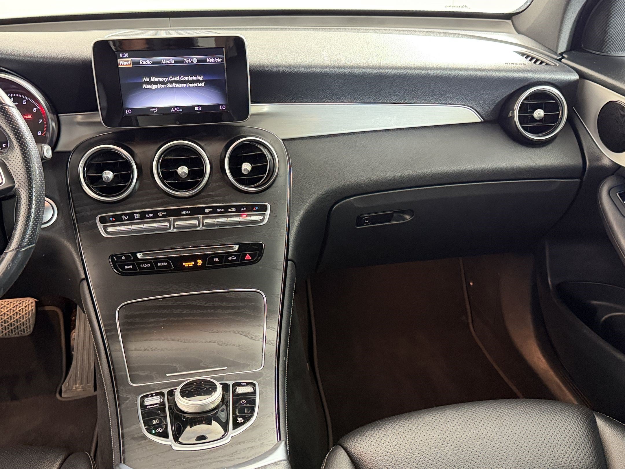 Certified 2019 Mercedes-Benz GLC 300 4MATIC image 28