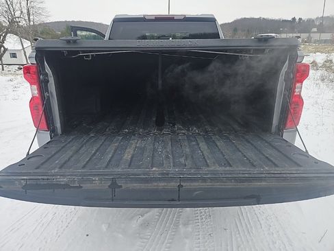 Used 2021 Chevrolet Silverado 1500 LT w/ Bed Protection Package image 20