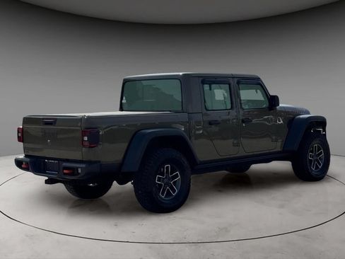 Used 2025 Jeep Gladiator Mojave w/ Safety Group AWD/4WD image 5