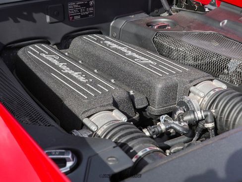 Used 2014 Lamborghini Gallardo LP 560-4 image 19